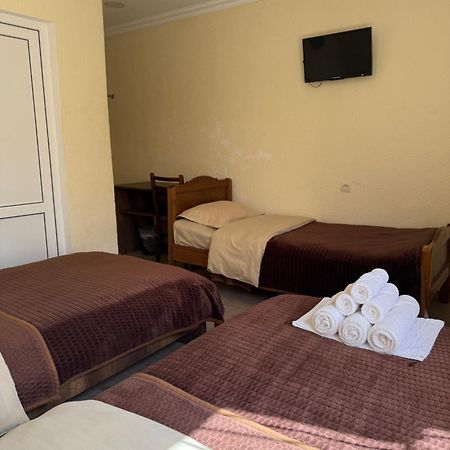 Hotel Villa Eniseli Buitenkant foto