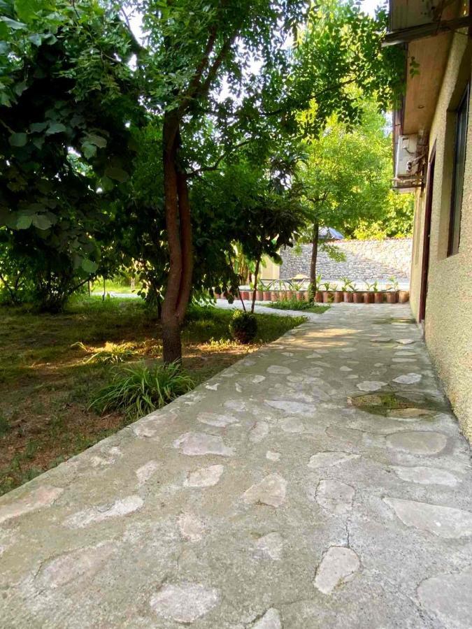 Hotel Villa Eniseli Buitenkant foto