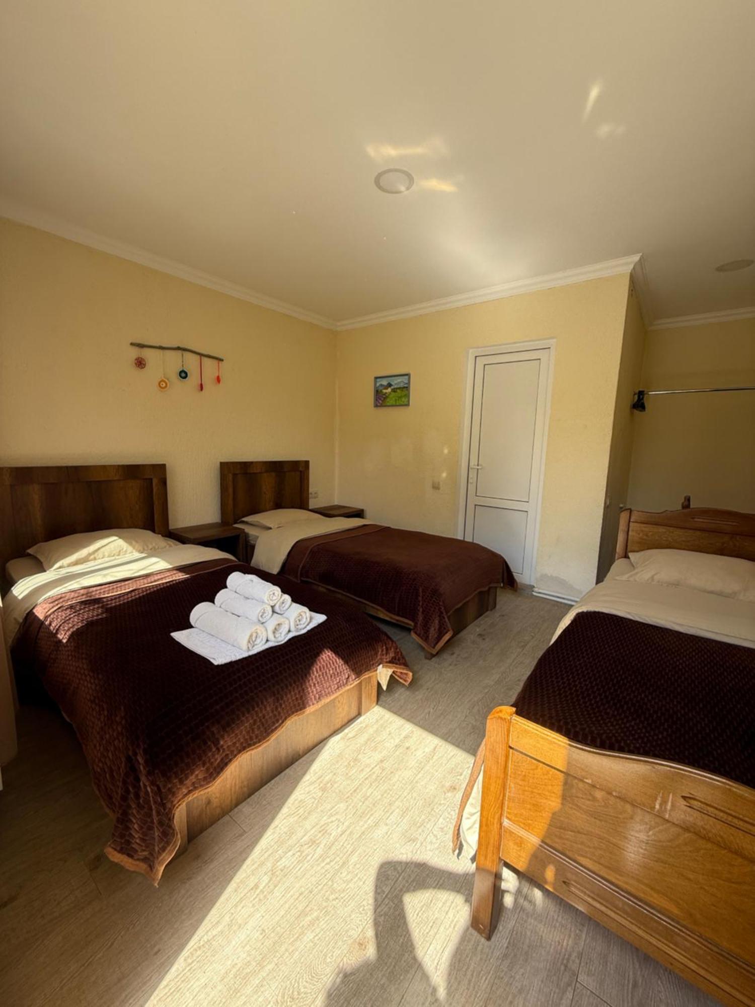 Hotel Villa Eniseli Buitenkant foto